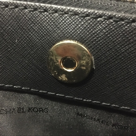 Michael Kors Savannah Mid Tote - Picture 10 of 11